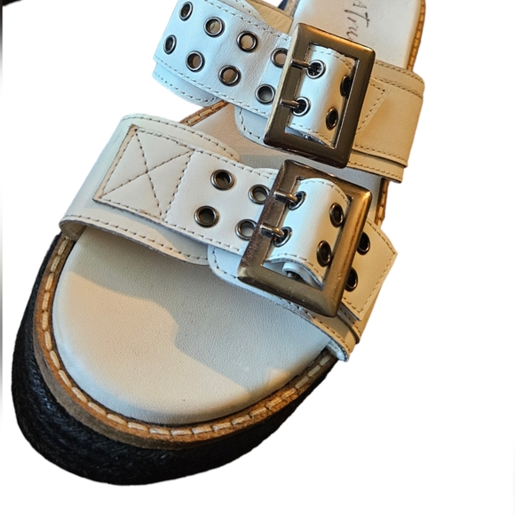 Diba True Women's White Wedge Heels Double Strap Size 9M - Picture 3 of 7